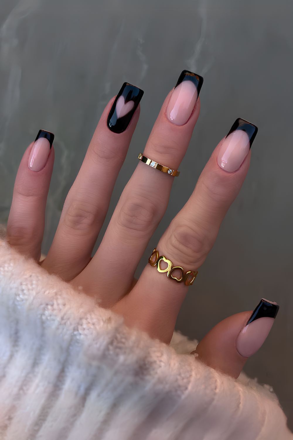 Black Valentine's Day nails