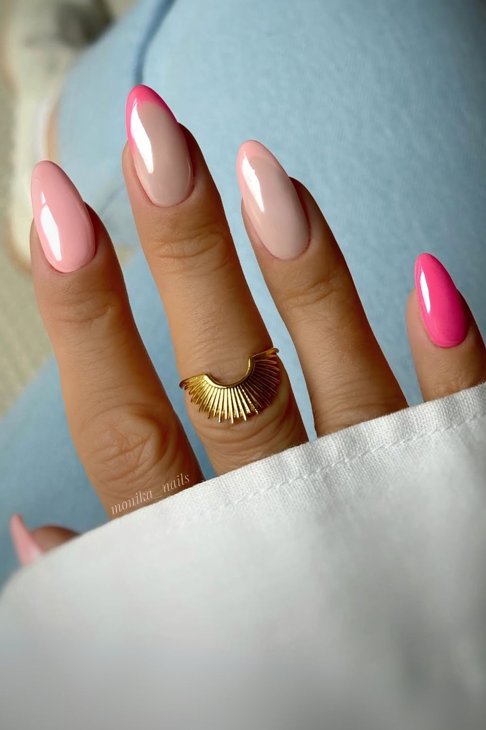 Chrome mani in two shades of pink