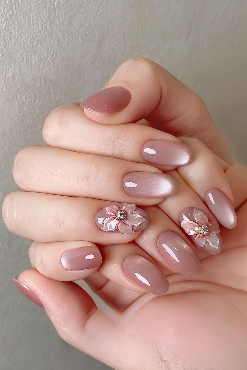 Dusty pink floral cat eye manicure