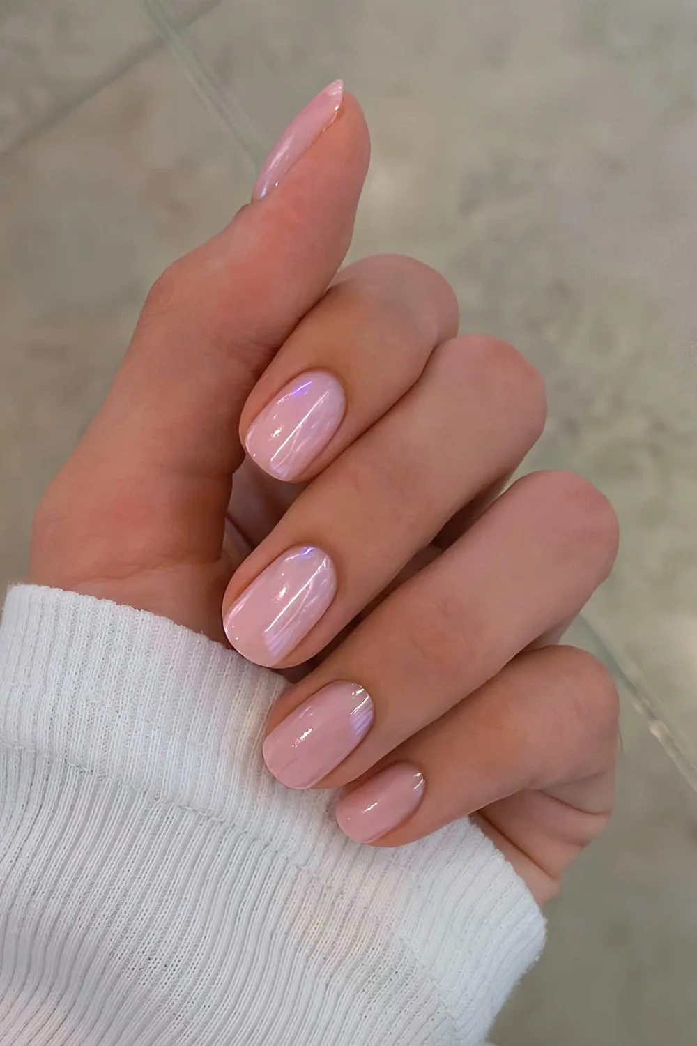 Glazed milky nails with pearl effect