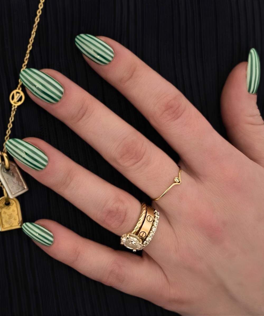 Green striped manicure
