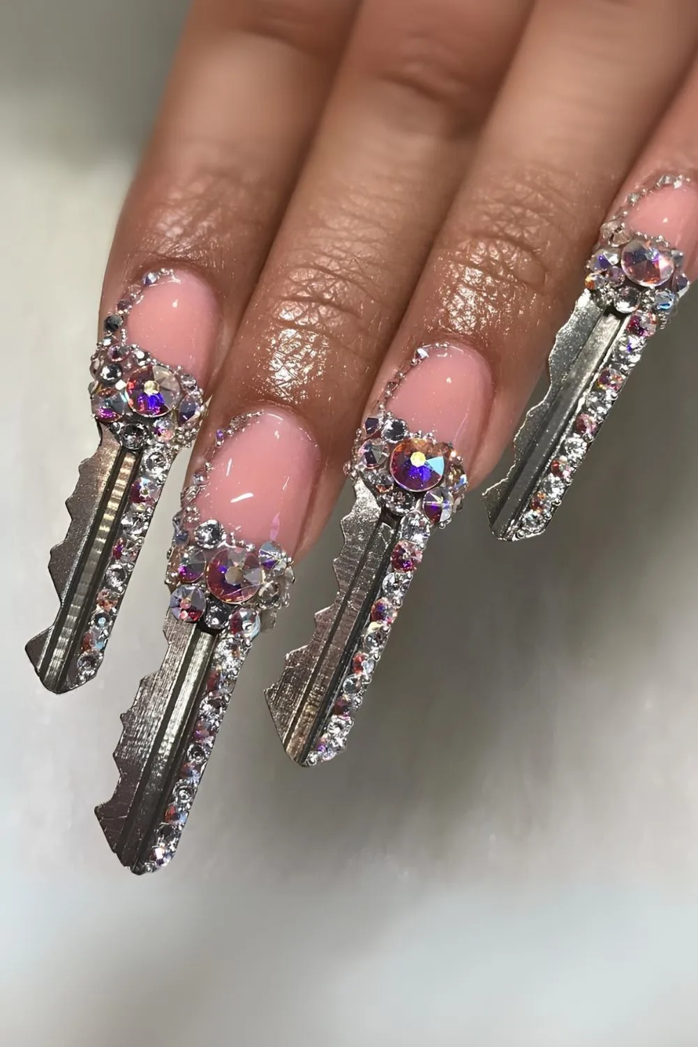 Key-shaped 3D nail design