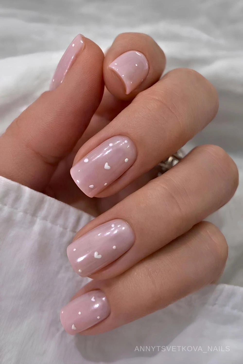 Pink chrome Valentines Day mani