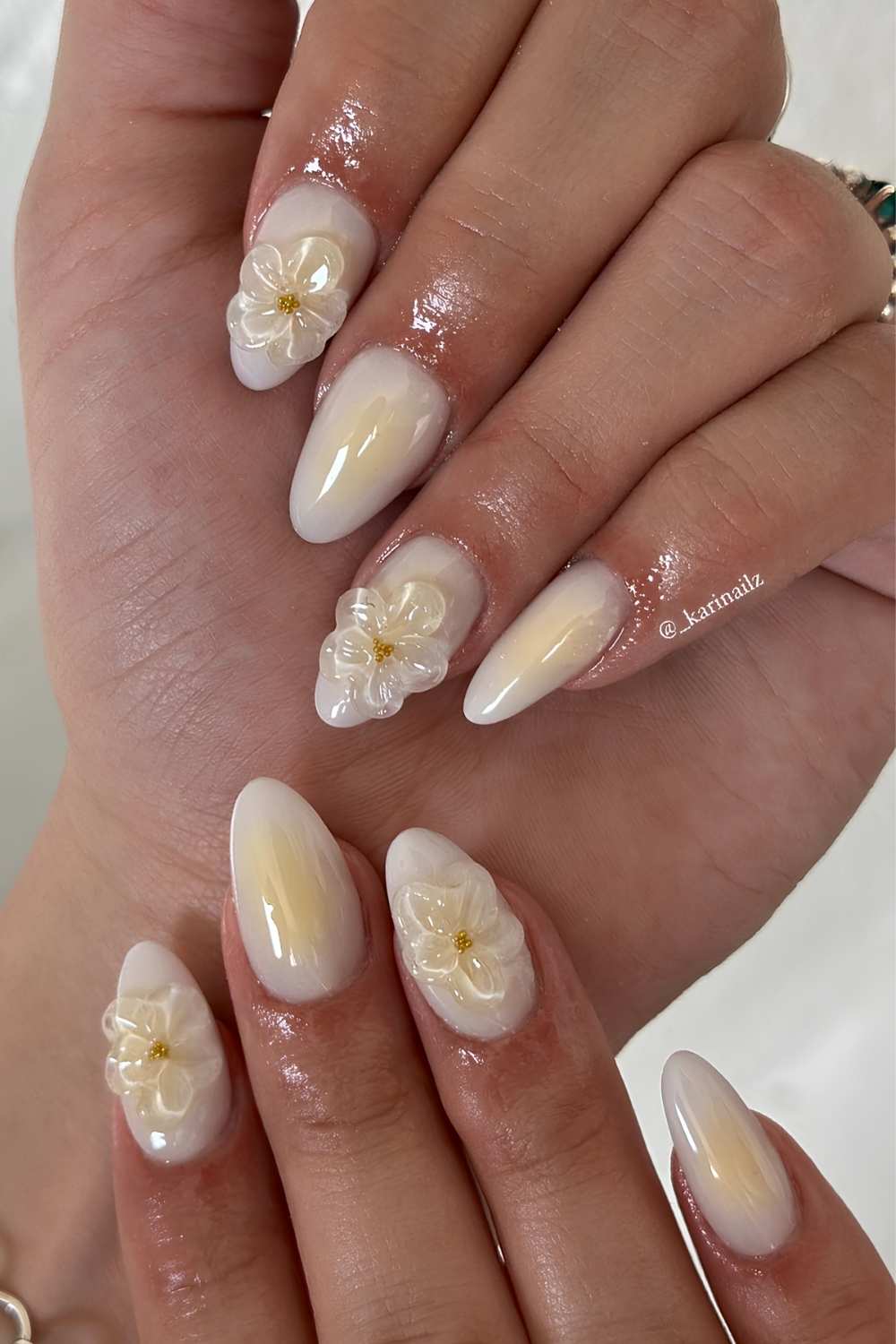 Vanilla mani with aura and 3d flowers