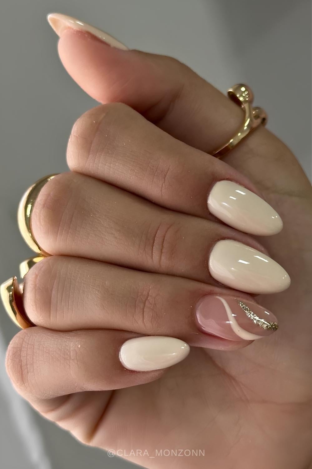 Vanilla nails with glitter and line art