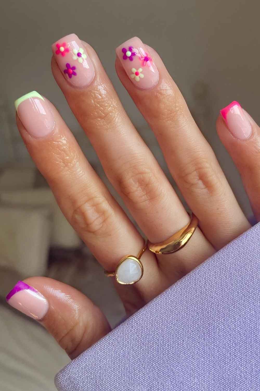 Colorful micro French nails with flowers