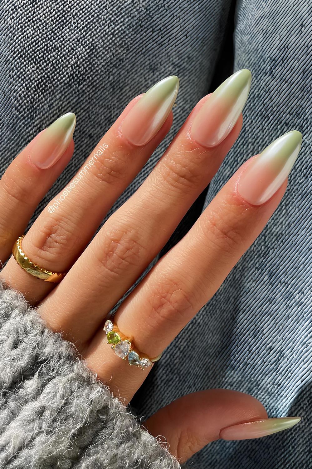 Green ombre nails