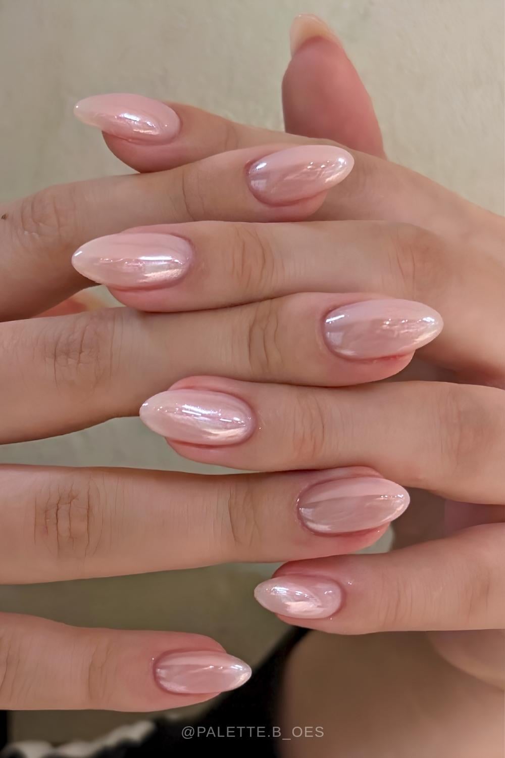 Neutral chrome pink mani