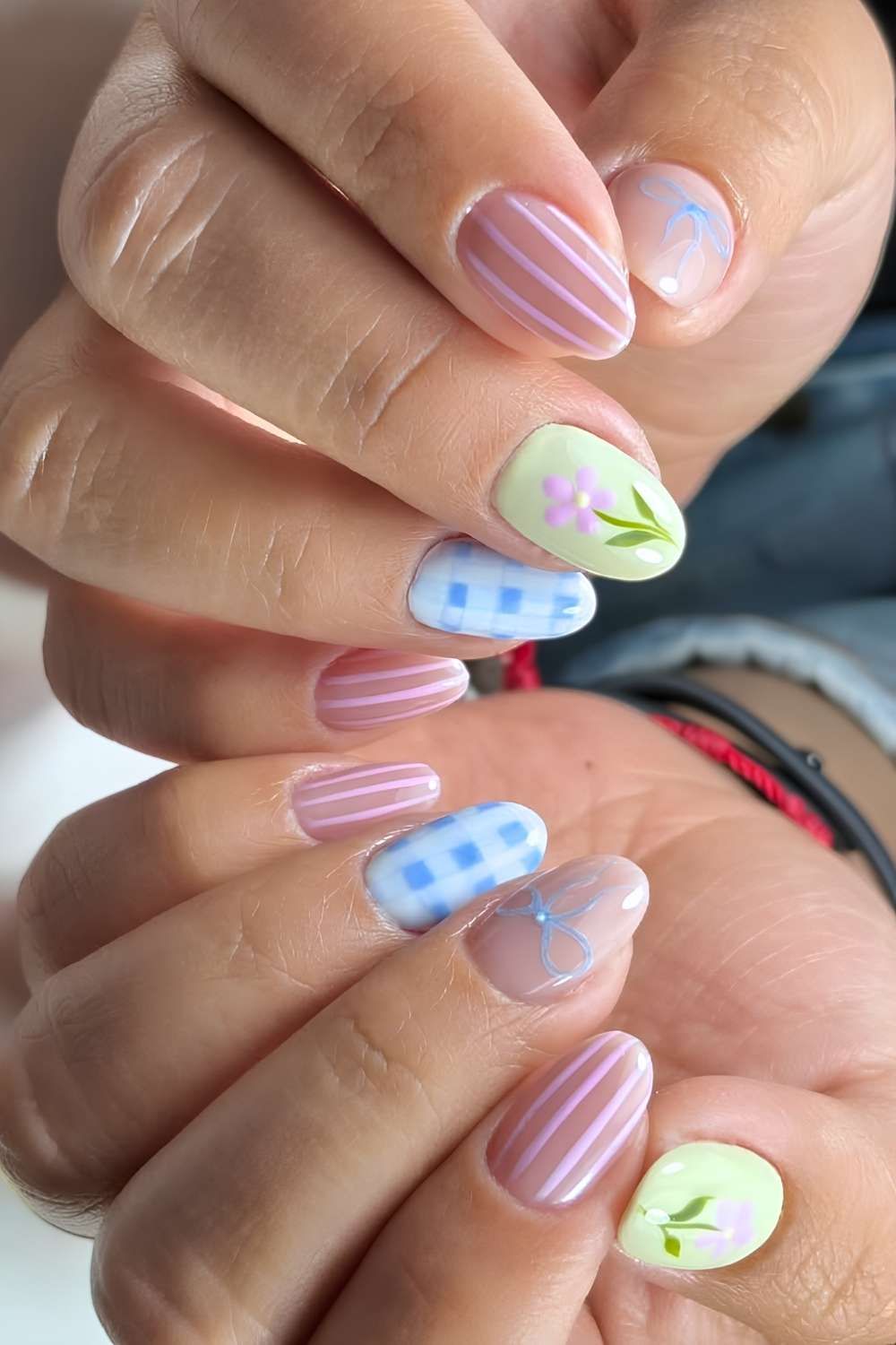 Pastel picnic inspired mani with flowers and gingham