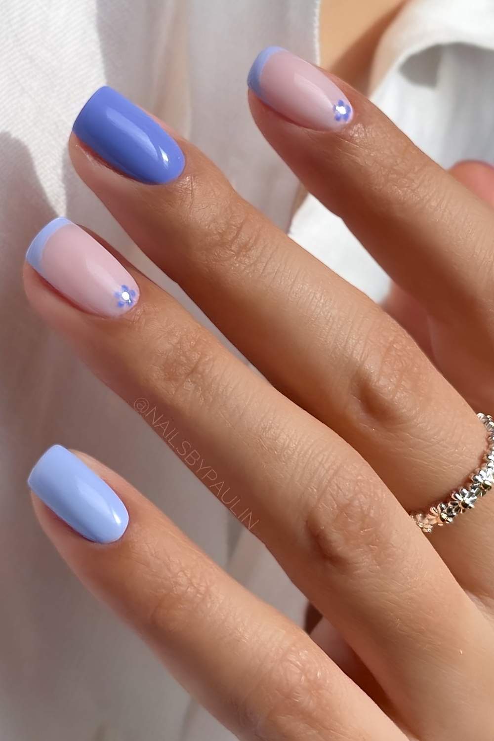 Periwinkle mani with micro florals