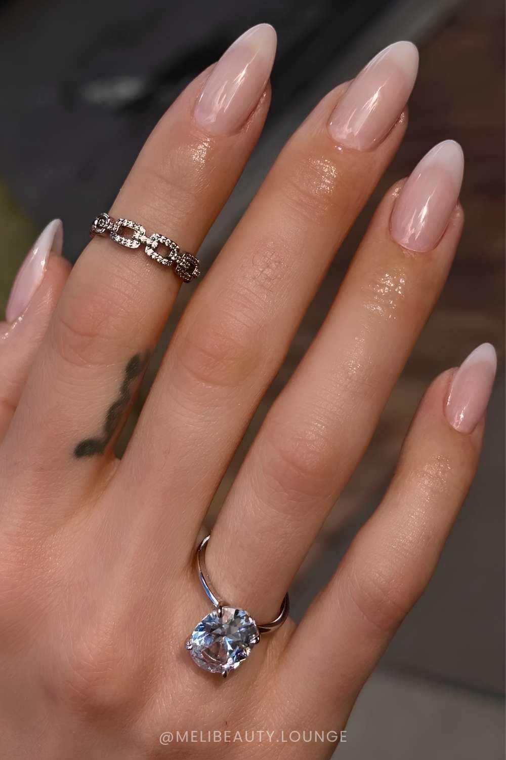 Beige blurred French manicure