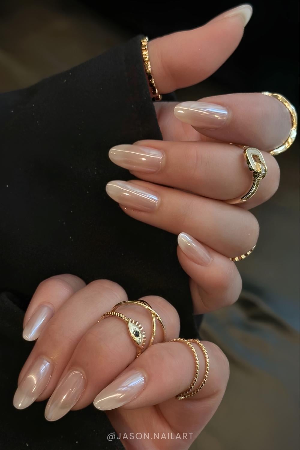 Chrome foggy French manicure