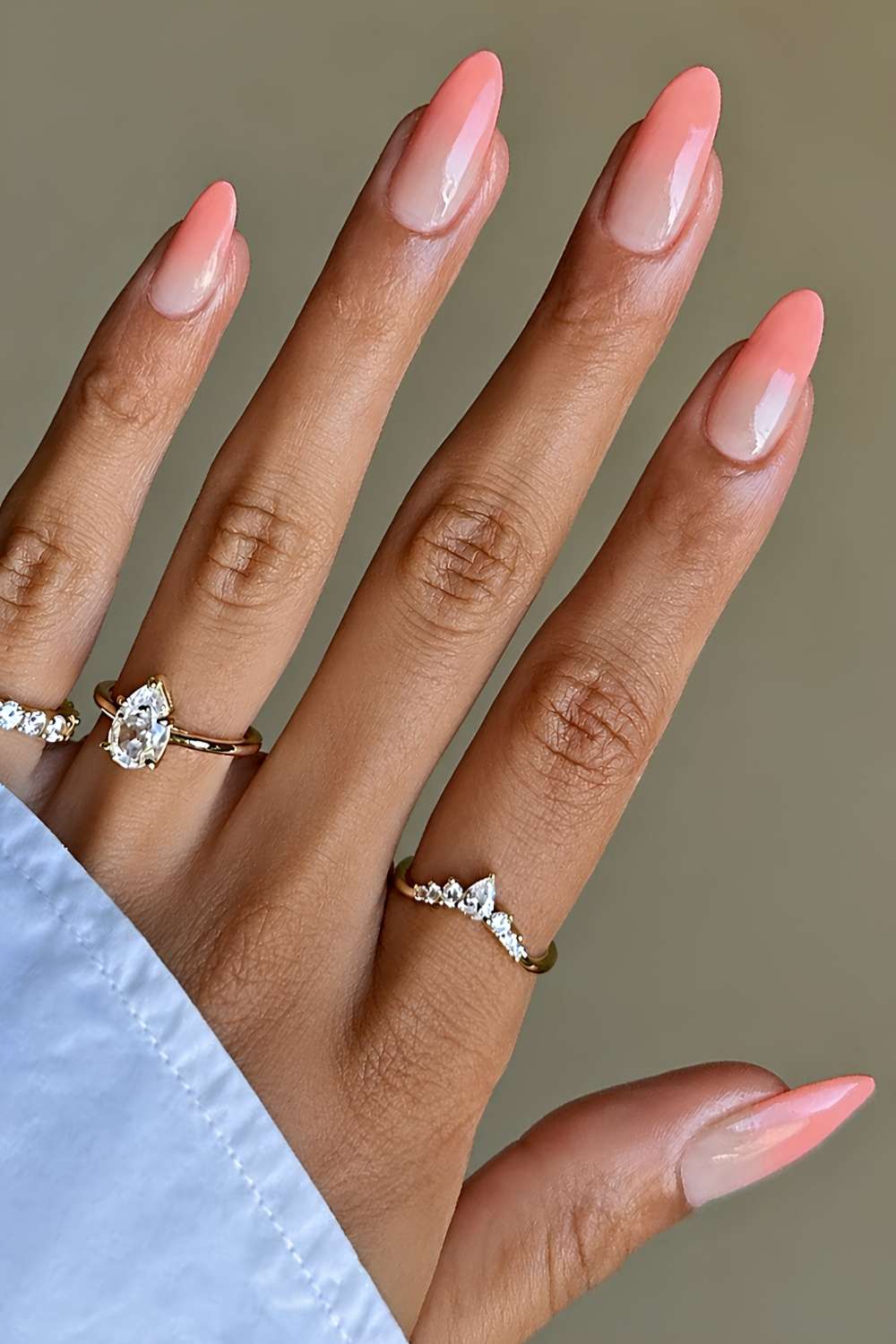 Coral peach ombre manicure