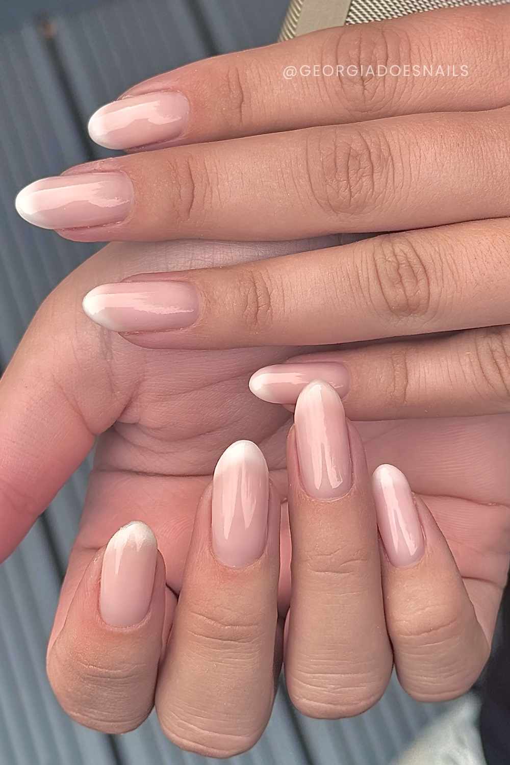 Off white diffused French manicure