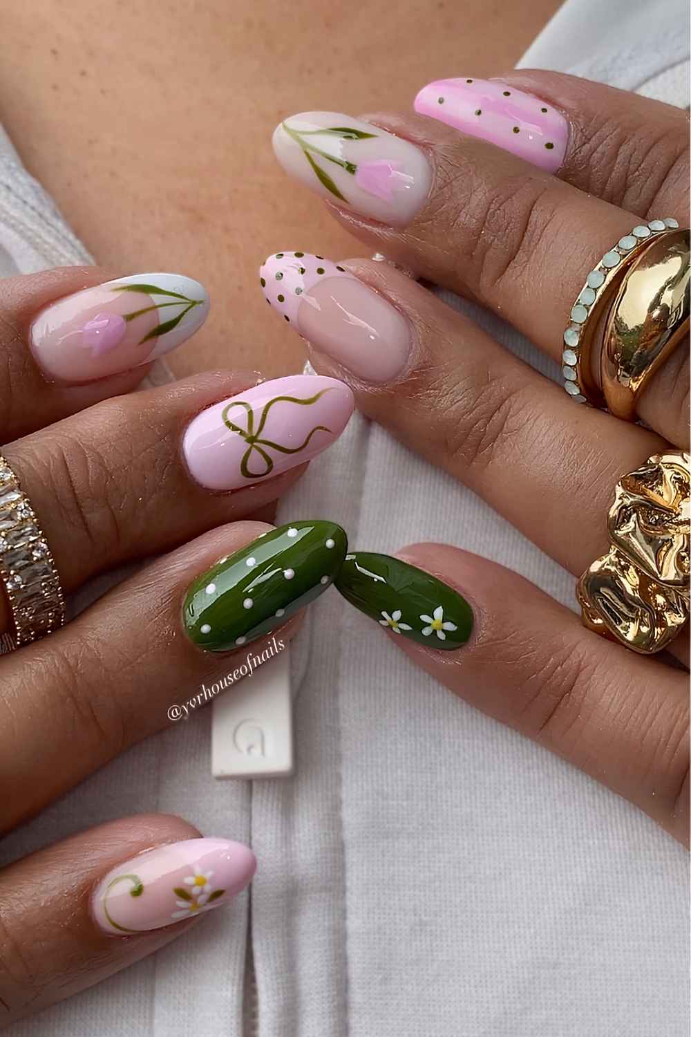 Pink and green nails with tulips and dots