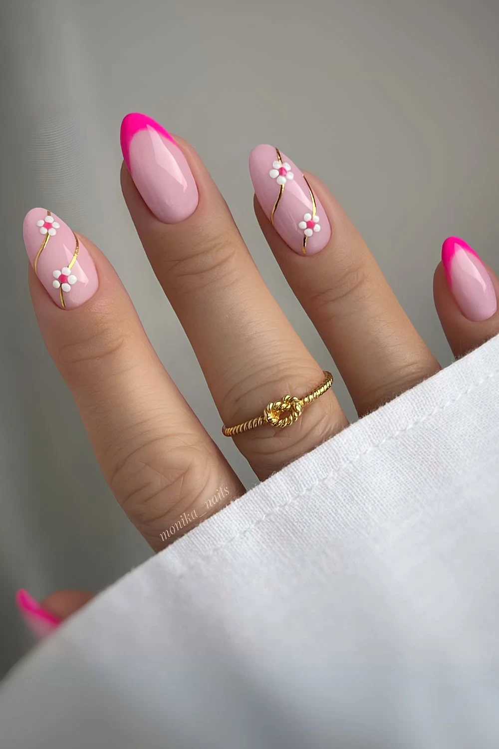 Hot pink French mani with flowers and gold lines