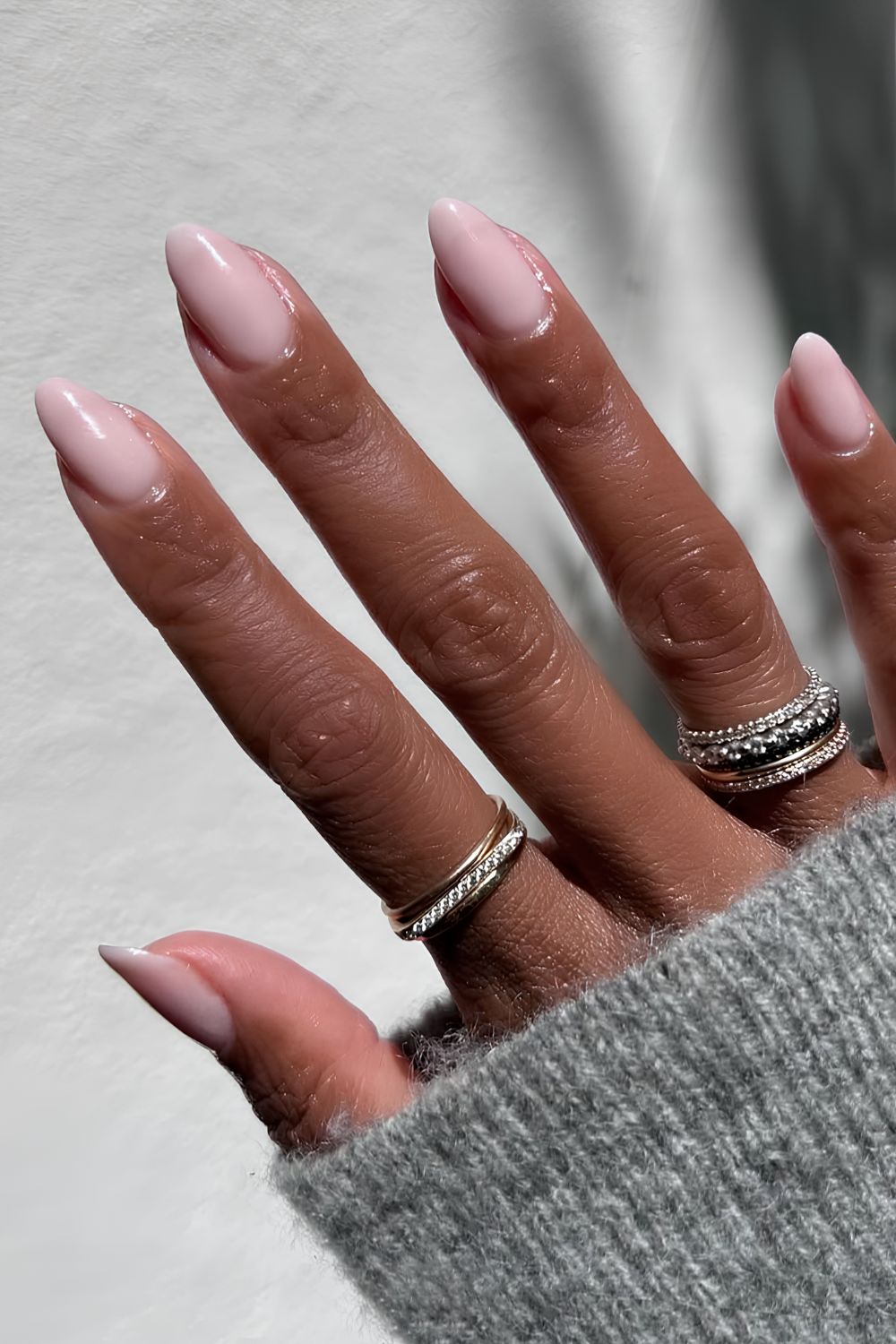 Light strawberry milk nails