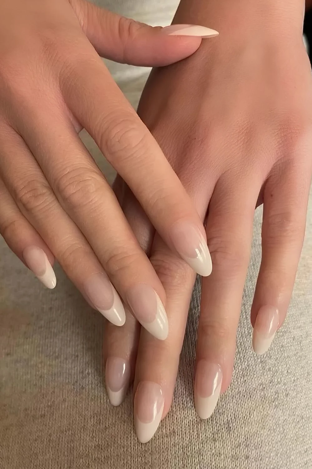 Off white American mani