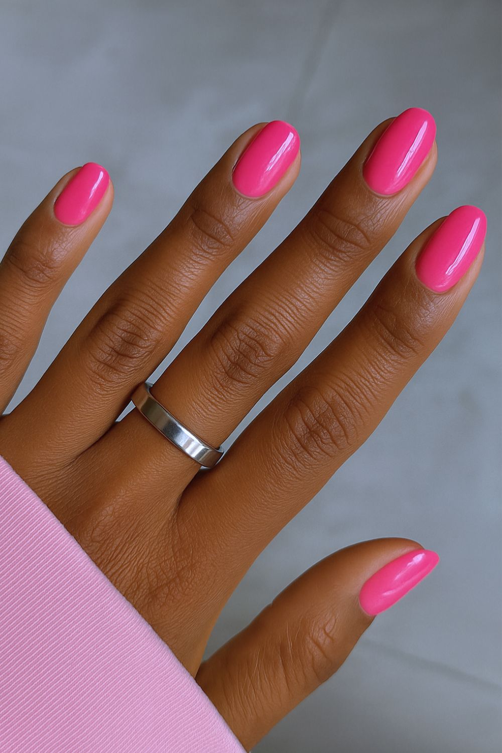 Oval hot pink manicure