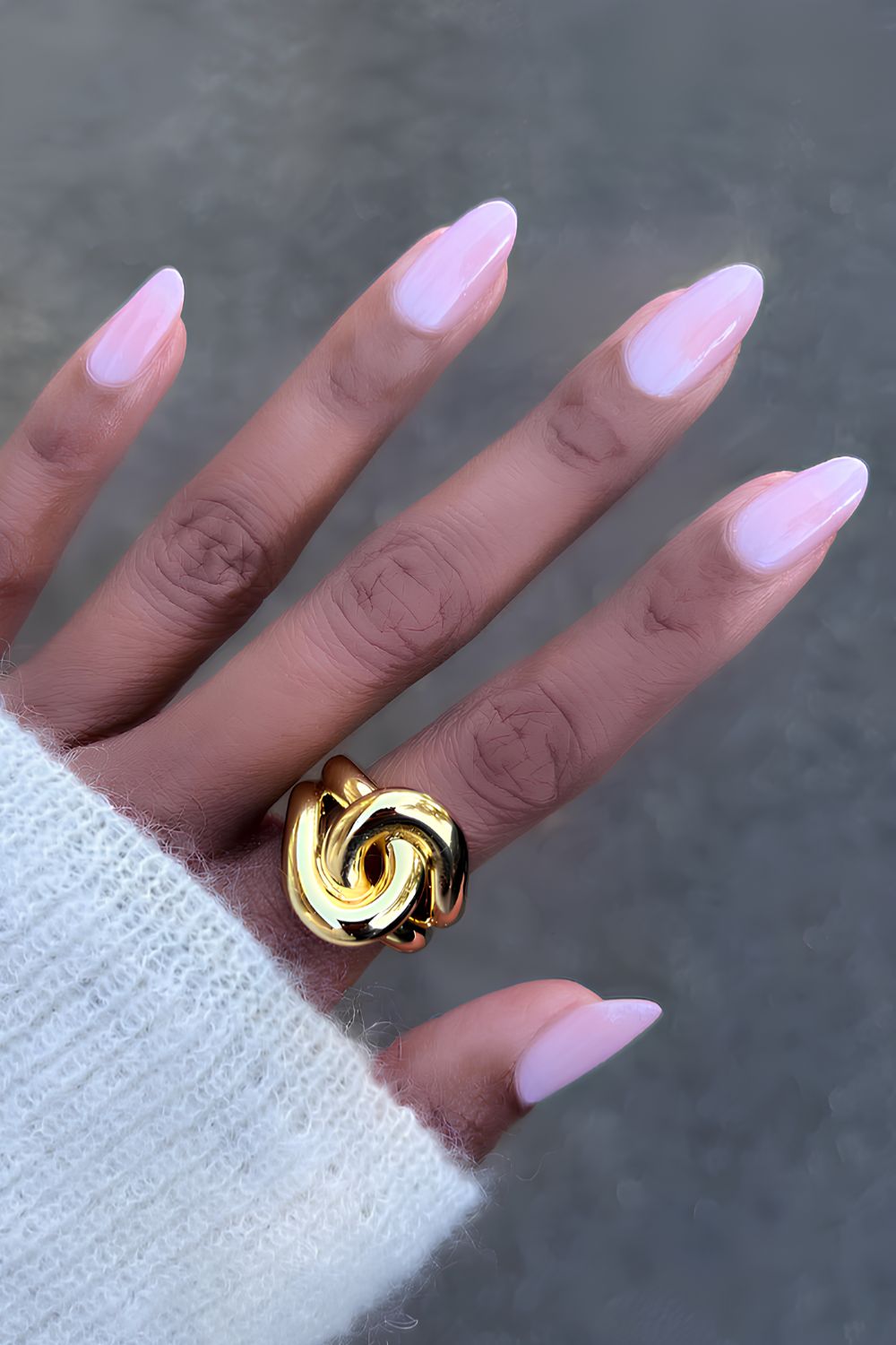 Sheer strawberry milk mani