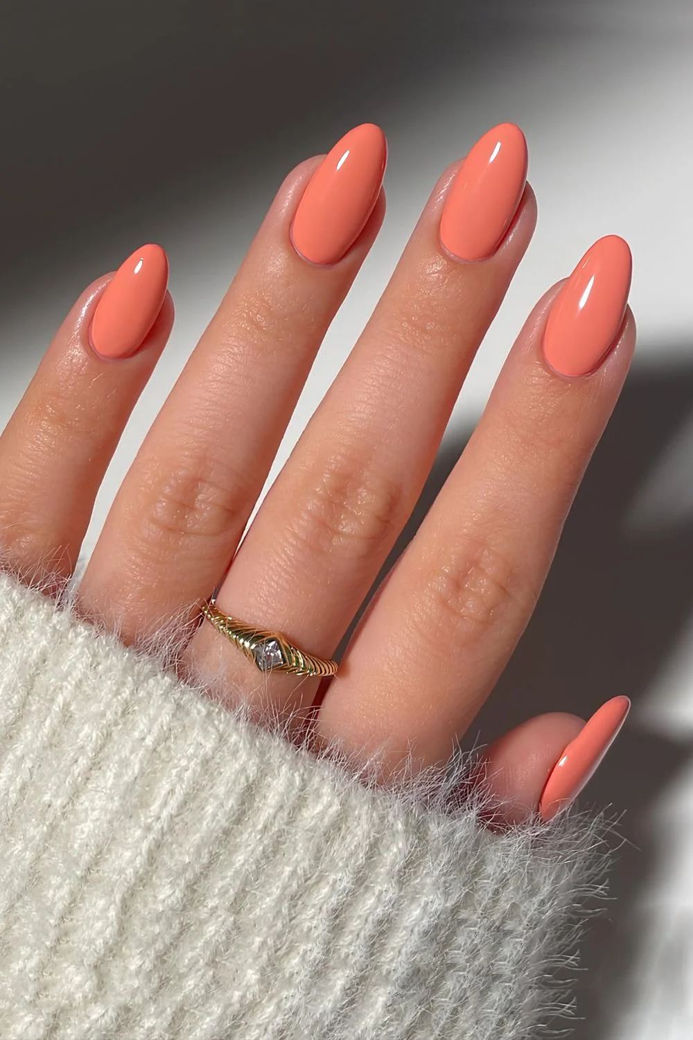 Solid peach manicure