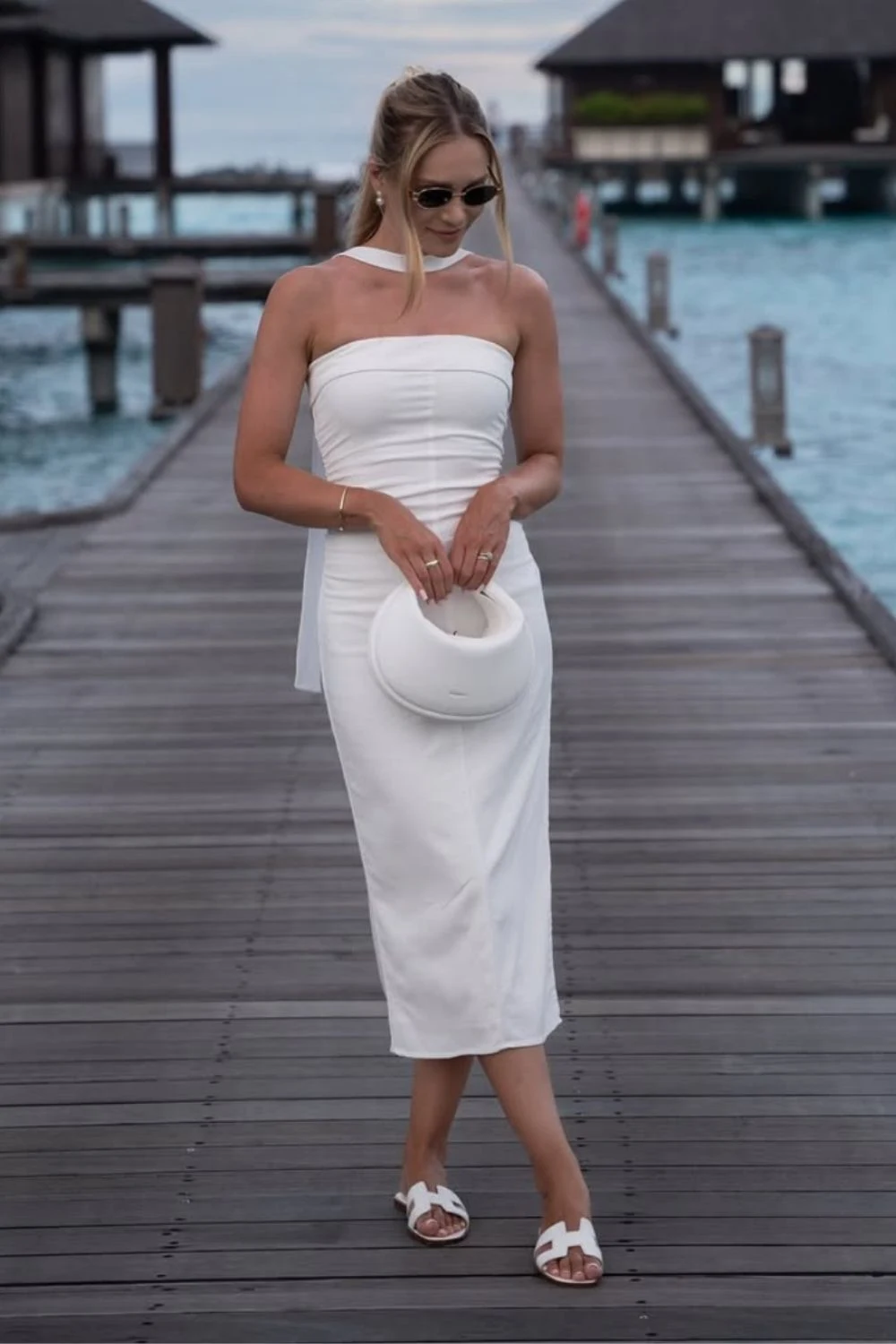 White tube dress and white scarf
