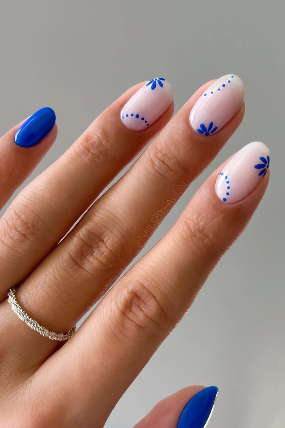Blue and white mediterranean inspired mani