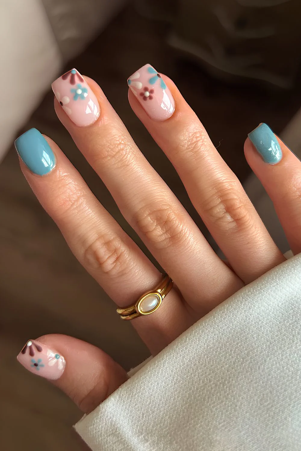 Dusty blue and brown floral nails