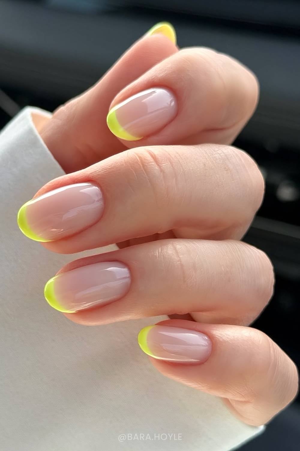 Highlighter yellow French manicure