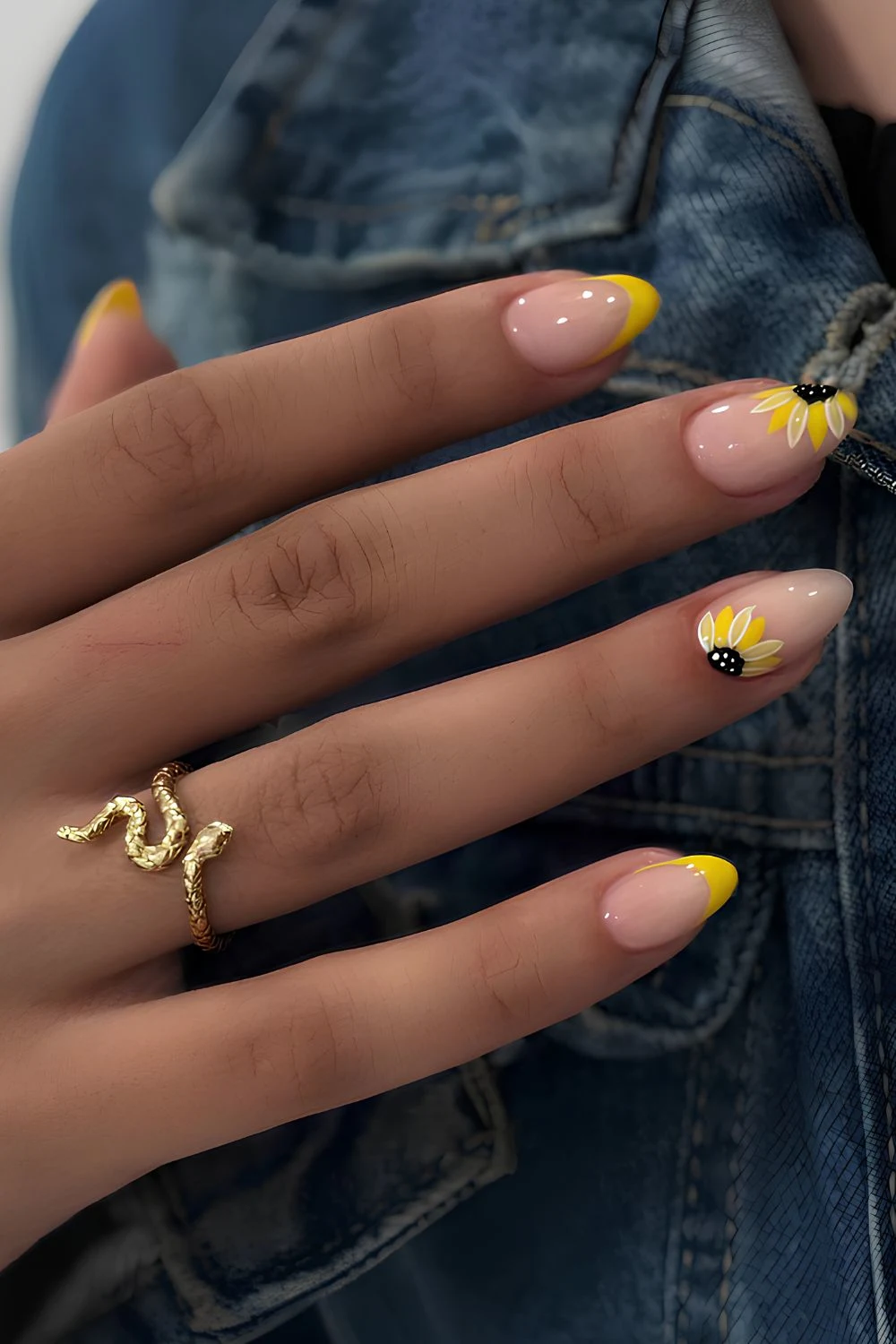 Yellow French nails with sunflowers