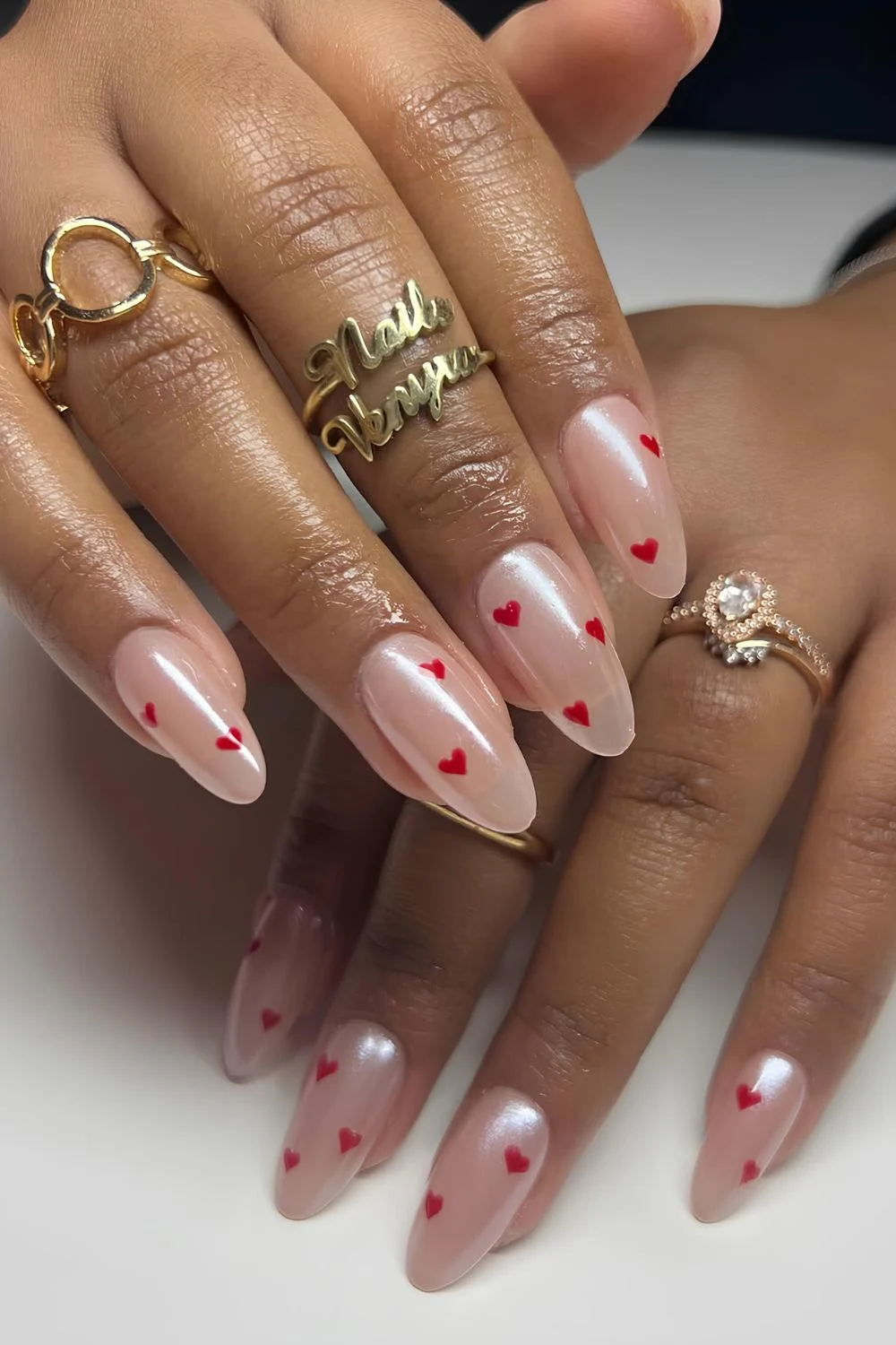 Chrome neutral mani with red hearts