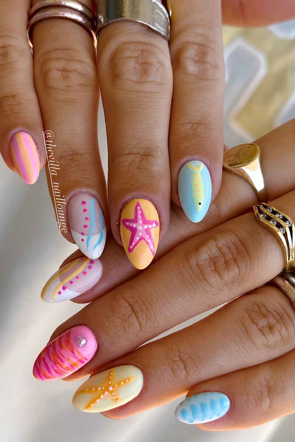 Colorful mani with starfish and animal print