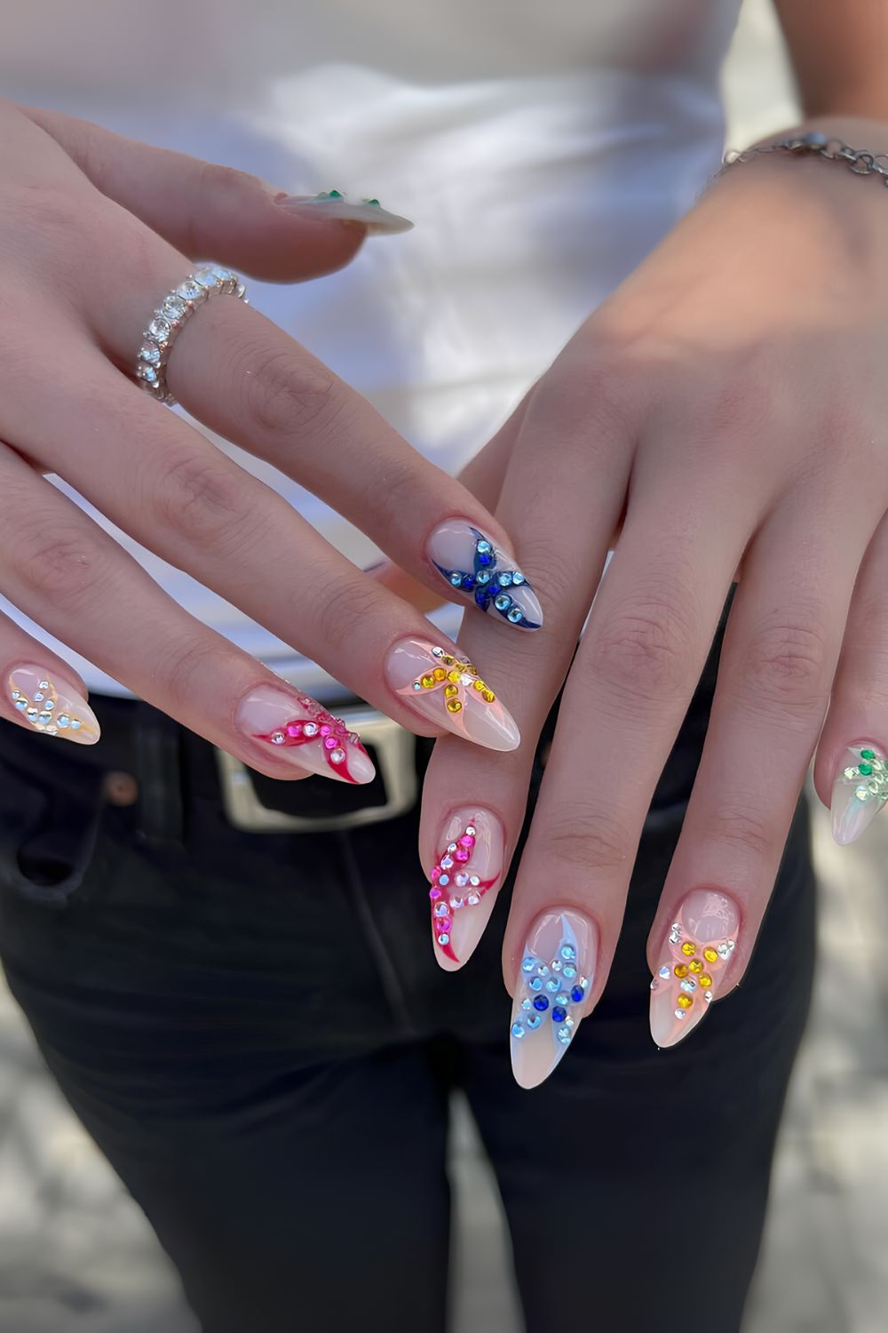 Colorful starfish nails with gems
