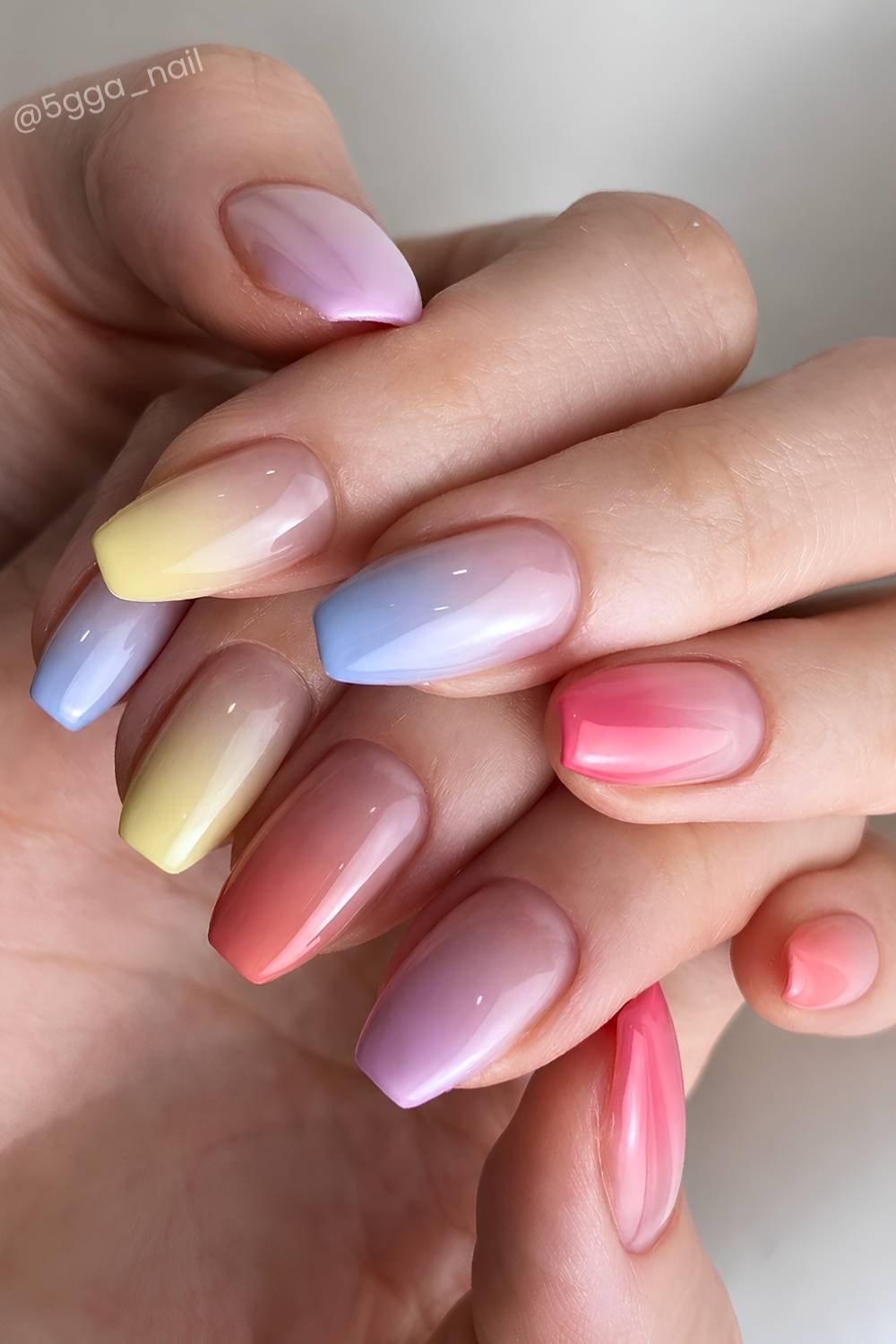 Multicolor ombre manicure