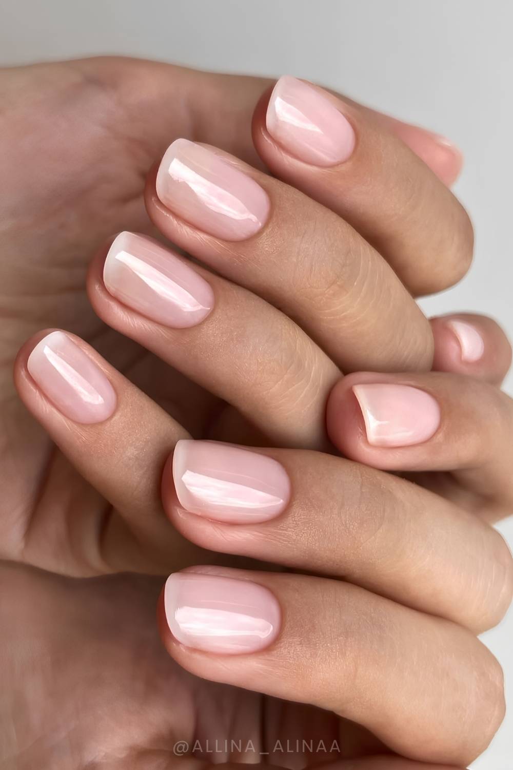 Short no-makeup nail design