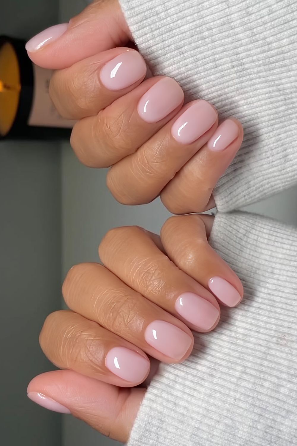 Short soft pink bb cream nails