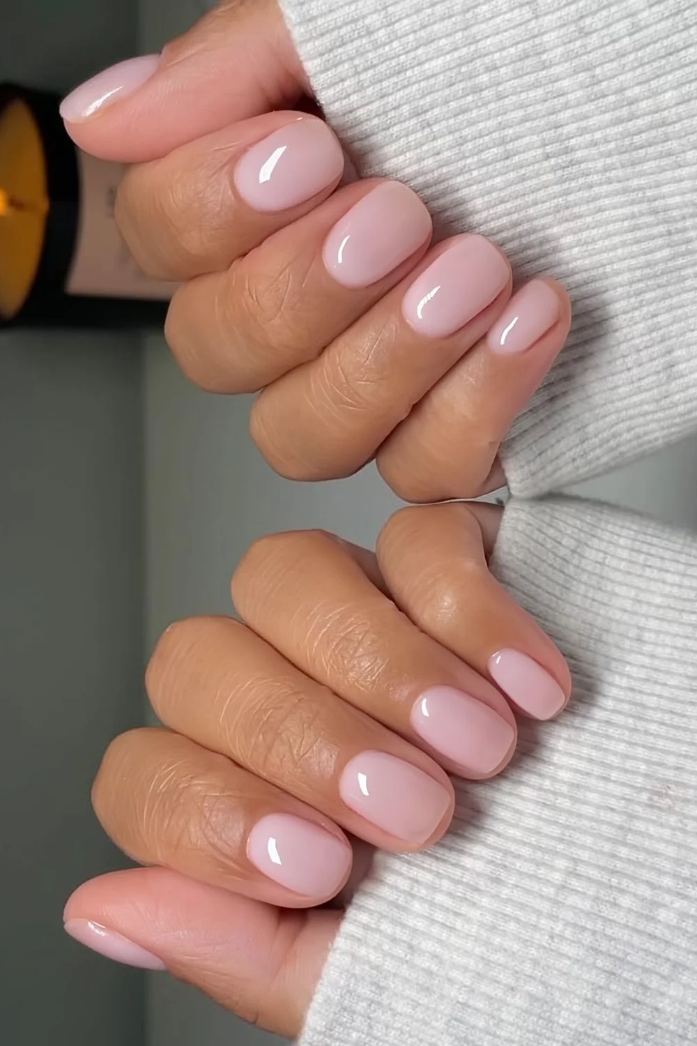 Short soft pink bb cream nails