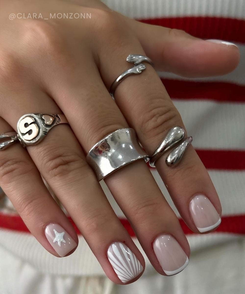 Short white summer nails with starfish