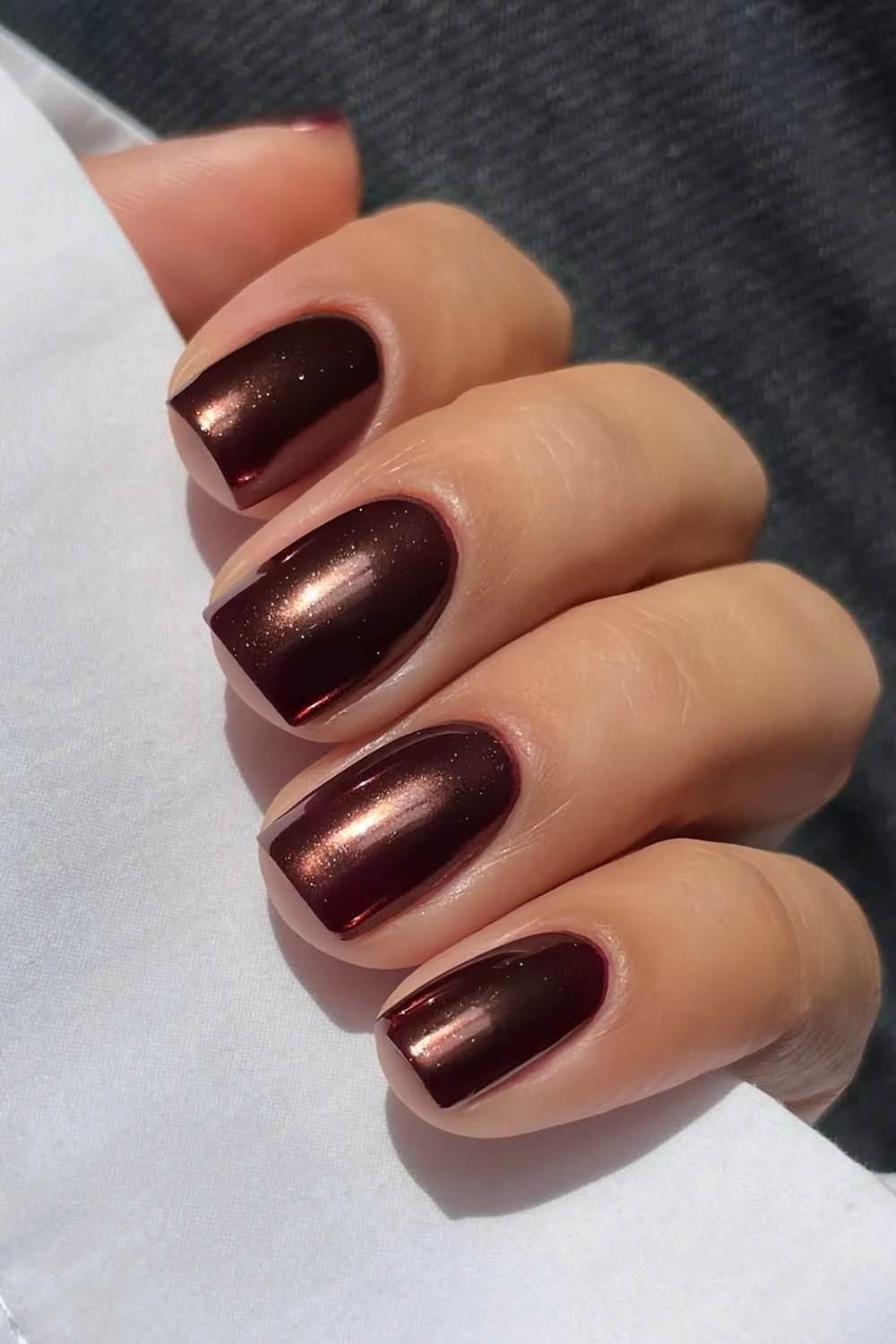 Shimmery warm brown nails