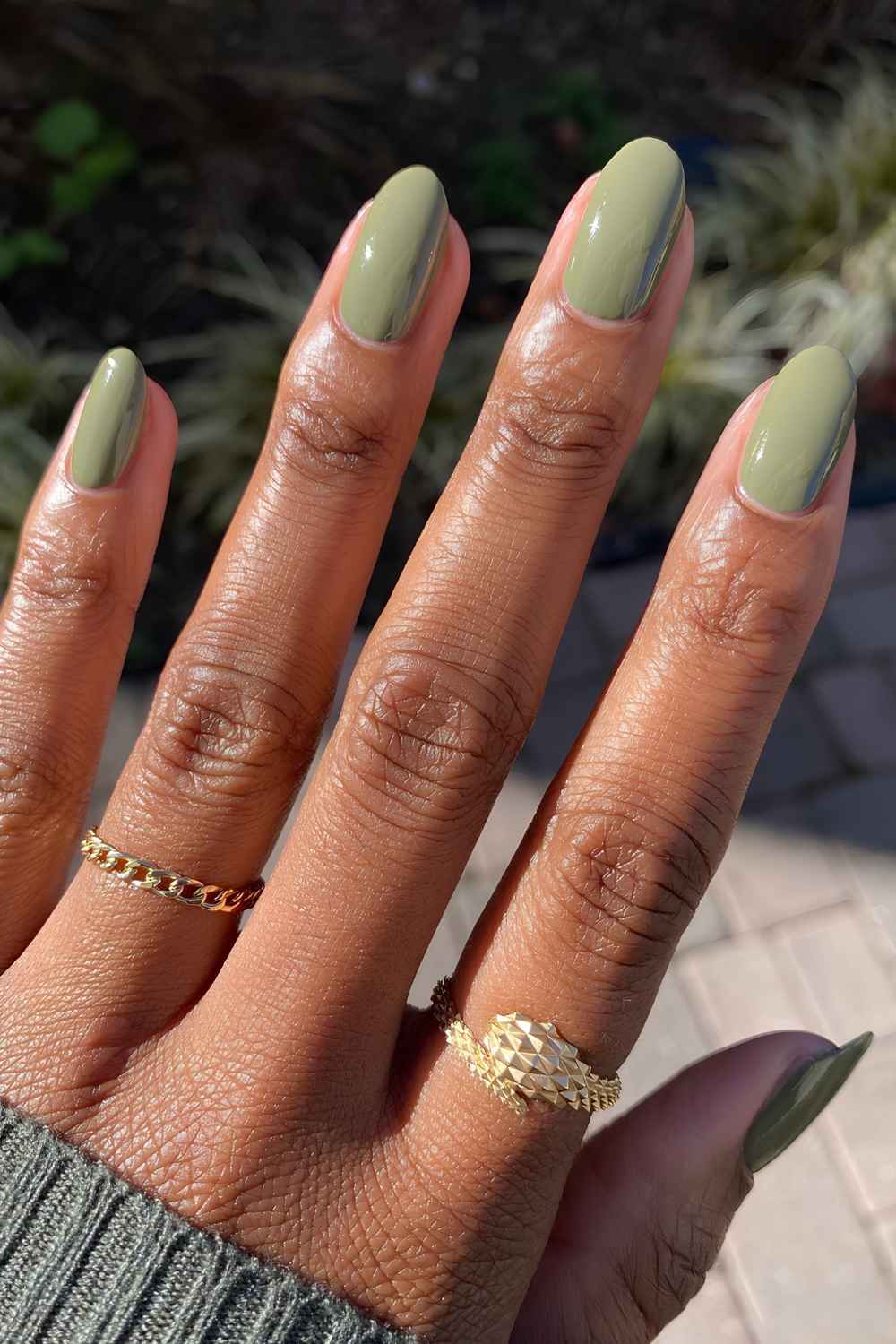 Solid sage green manicure