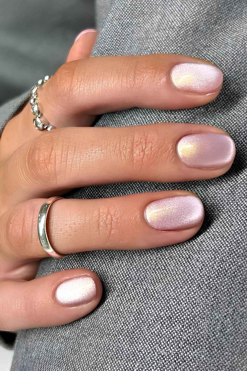 Pink champagne velvet manicure