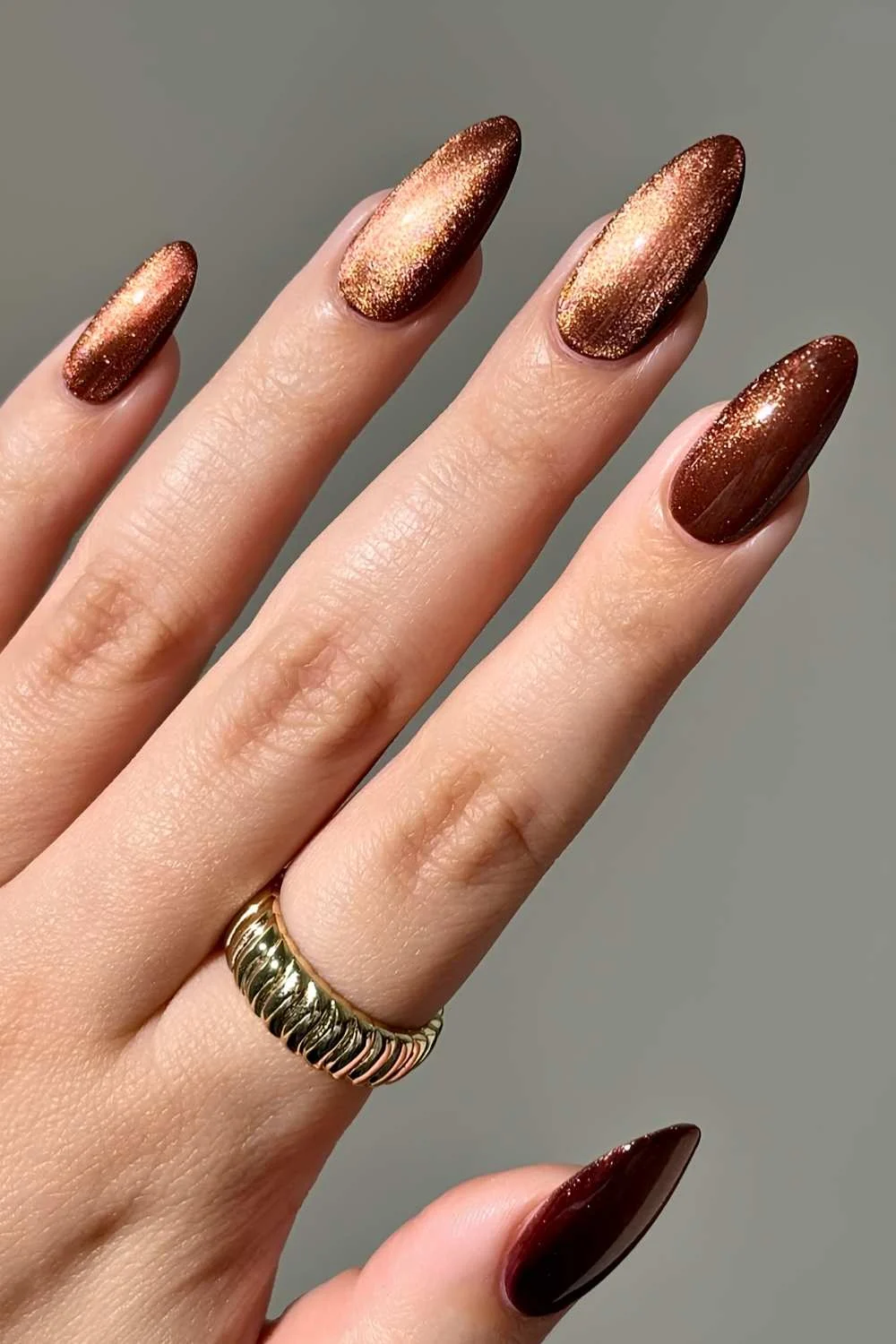 Brown velvet manicure