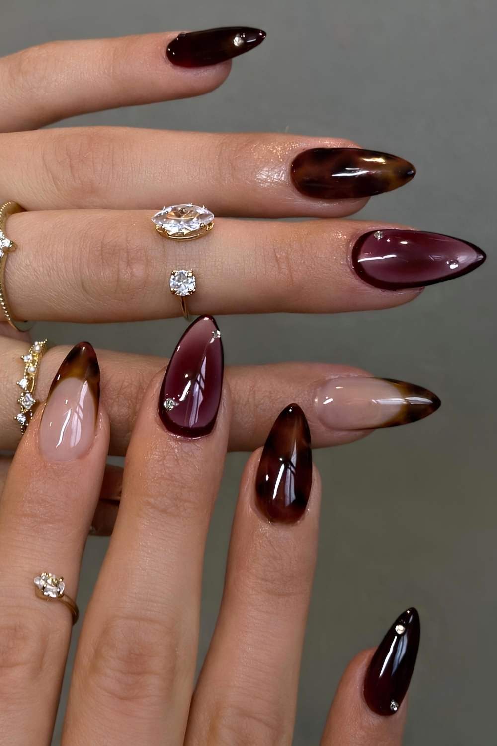 Brown and plum nails with tortie shell pattern