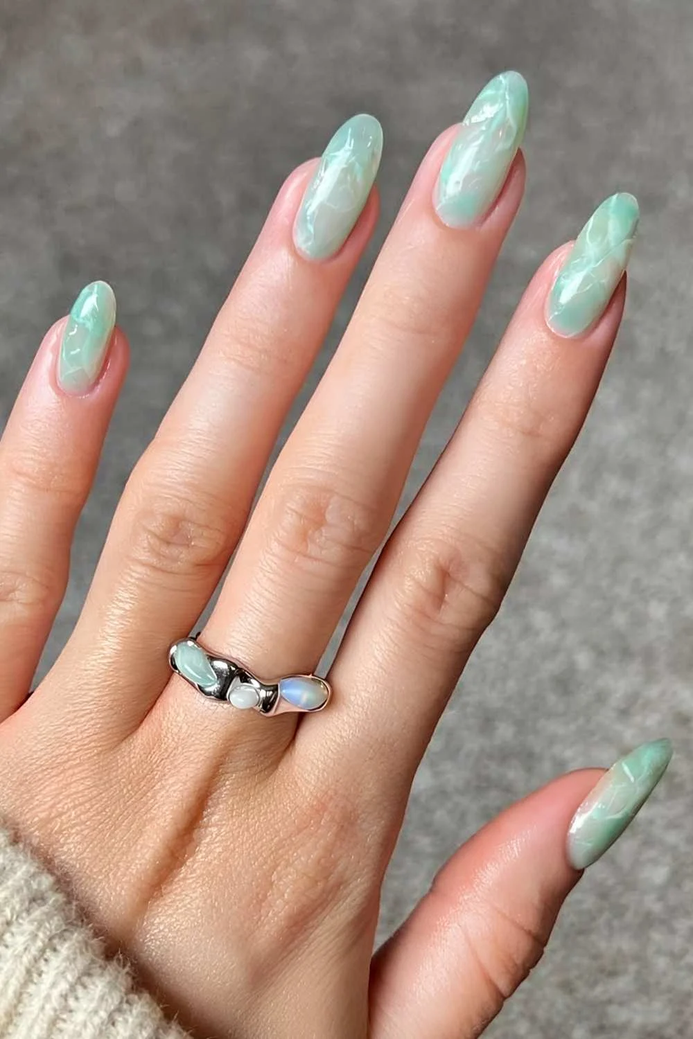 Light jade green marble nails