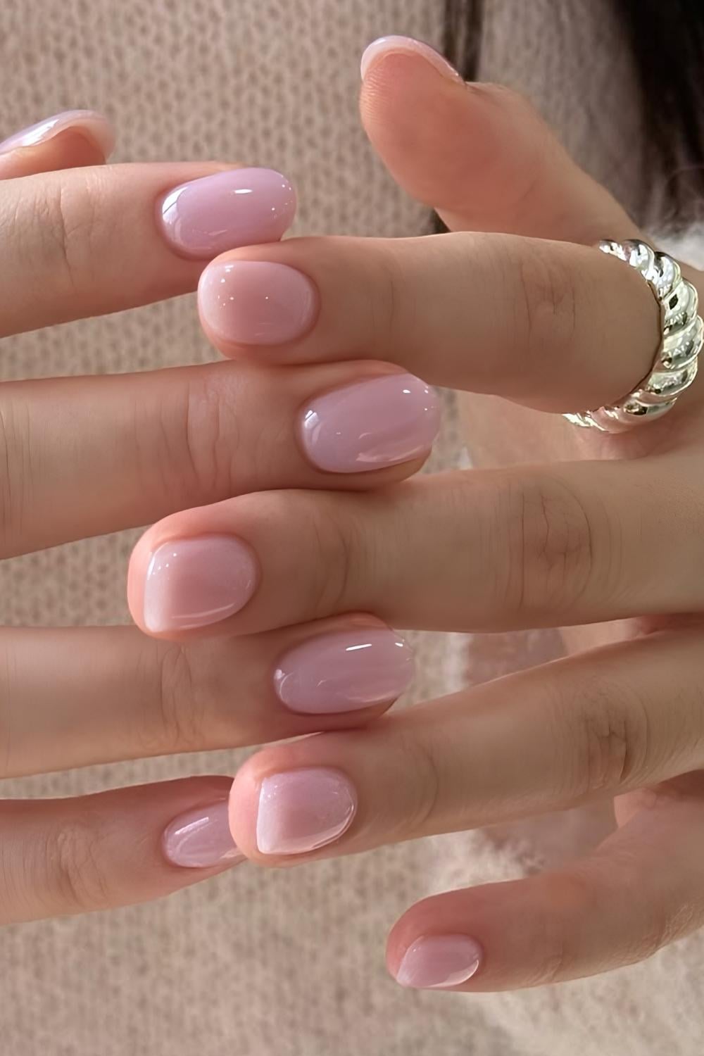 Oval pastel pink manicure