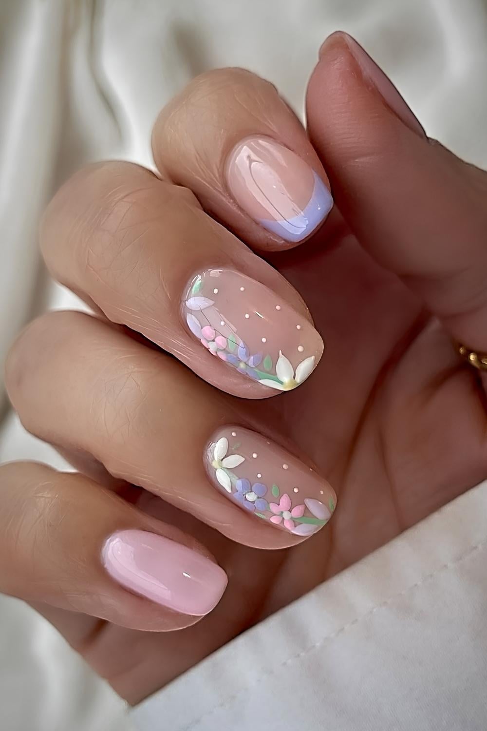 Pastel pink and lavender floral mani