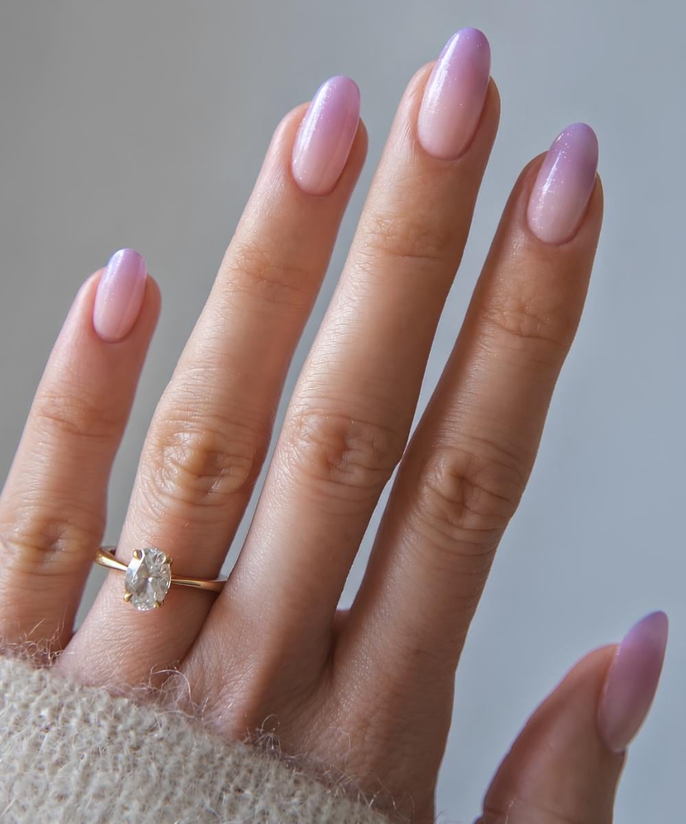 Shimmery lilac ombre nails