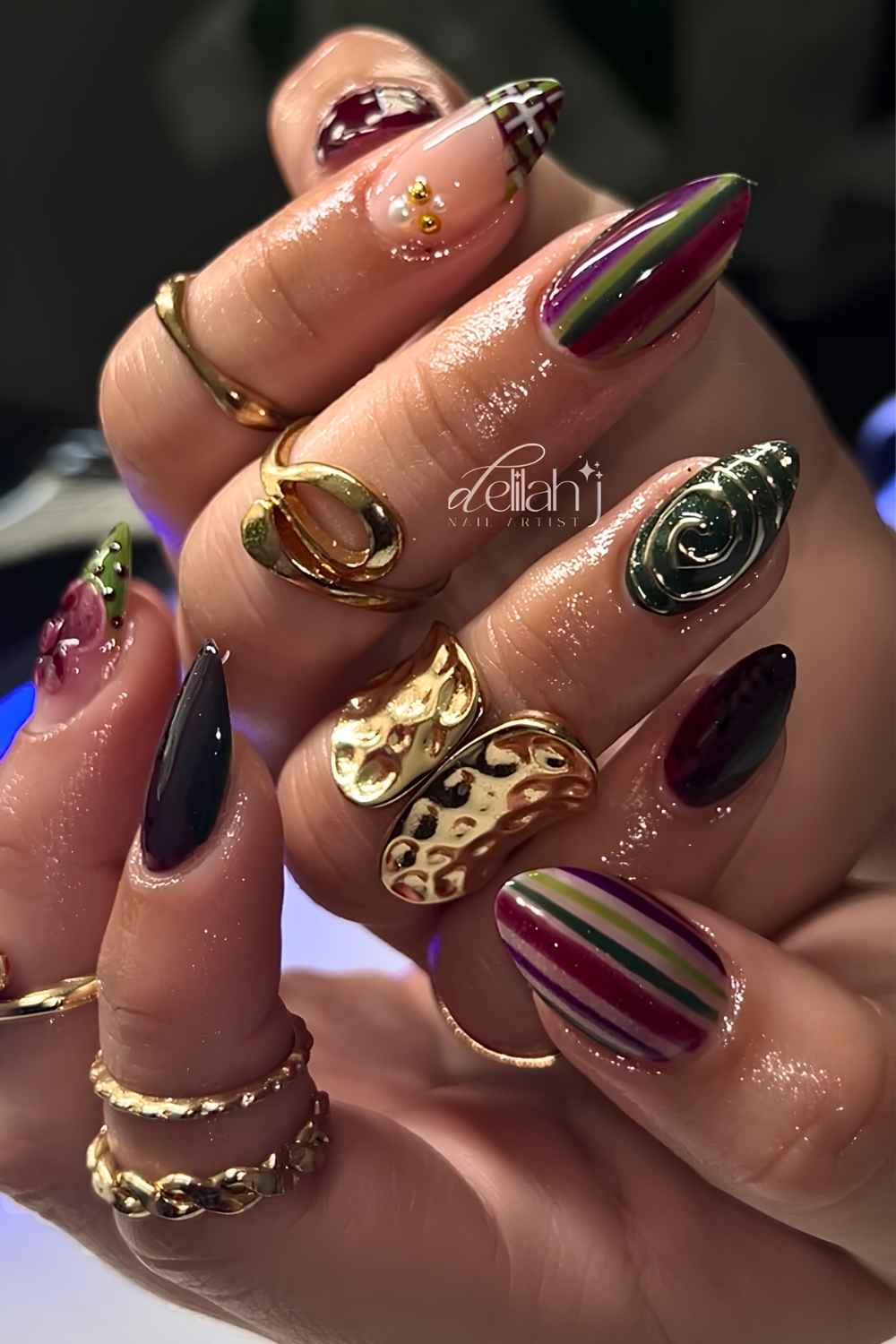 Deep green and burgundy mani with stripes and plaid