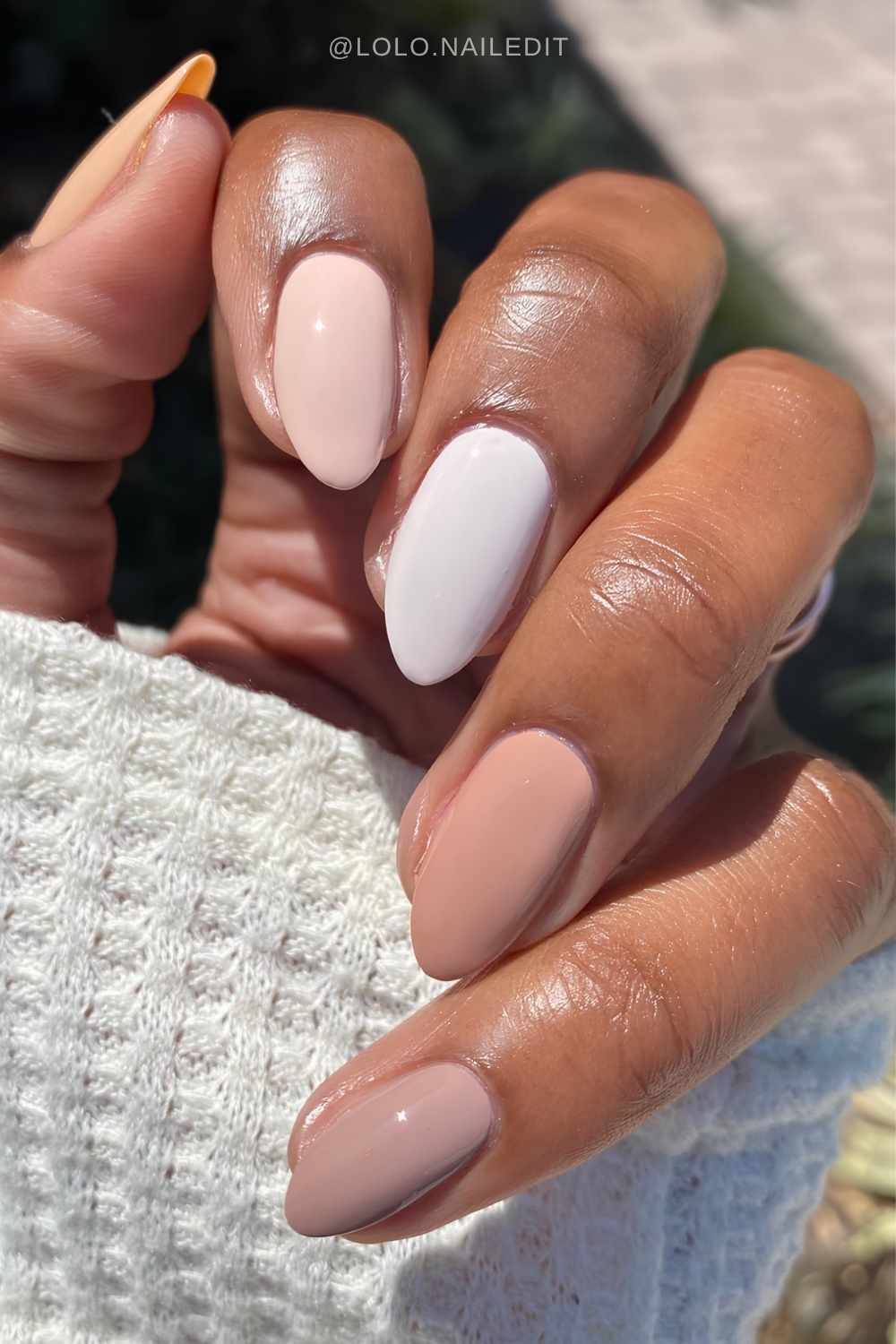 Neutral tonal skittle manicure